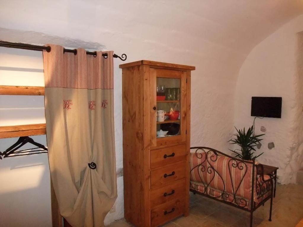Le Domaine du Grand Cellier Gîtes Appartement en Savoie Tournon-sur-Rhône Extérieur photo